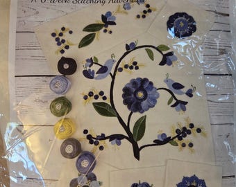 Grannys Legacy Out of The Blue Quilting Pattern Week #1 with Thread Kit. Estate Preowned Good Condition. Free SHIPPING.