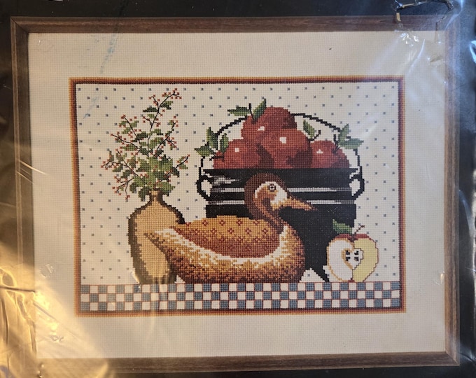 Dimensions Americana Still Life Counted Cross Stitch Kit. FREE SHIPPING. Preowned Good Condition