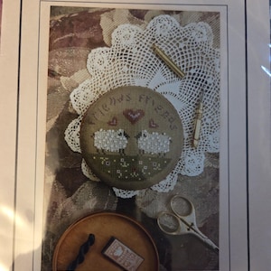 The Drawn Thread Two Friends Cross Stitch Pattern. FREE SHIPPING. Good Condition.