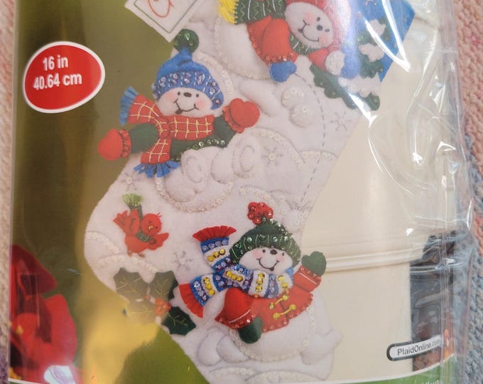 Bucilla Fun in the Snow Felt Stocking Kit FREE SHIPPING. Good Condition. Repackaged in a polybag.