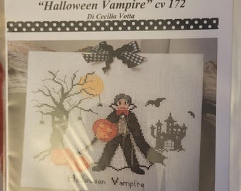 Serenita di campagna Halloween Vampire Cross Stitch Pattern. Free Shipping. Good Condition.