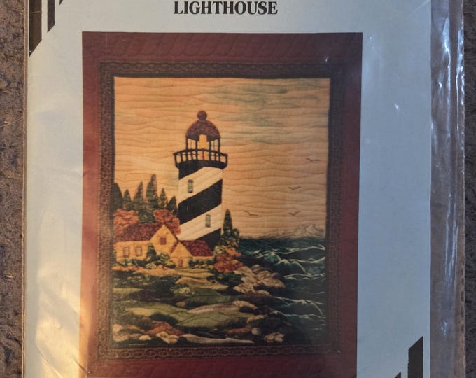 Picture piecing Lighthouse Quilt Applique Pattern. Free SHIPPING. Used Condition.