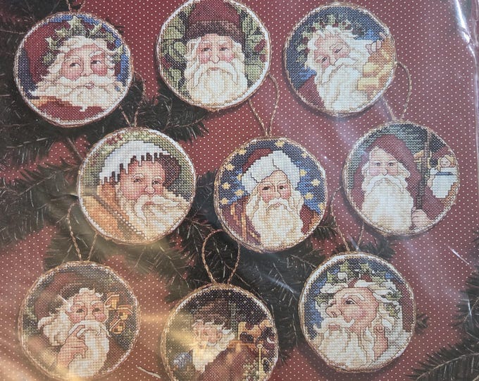 Janlynn Christmas Santa Ornaments Counted Cross Stitch Kit. FREE SHIPPING. Good Condition.