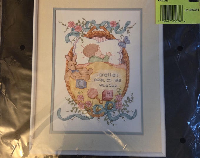 Dimensions Baby Basket Birth Record Stamped Cross Stitch Kit. FREE SHIPPING. Good Condition.