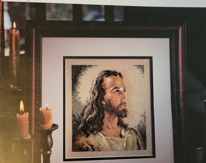 Praying Hands Portrait of Christ Cross Stitch Pattern. FREE SHIPPING. Used Condition.
