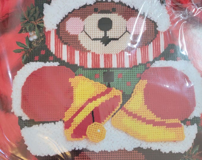 Janlynn Christmas Bear with Bells Wall Hanging Plastic Canvas Kit FREE SHIPPING. Good Condition.