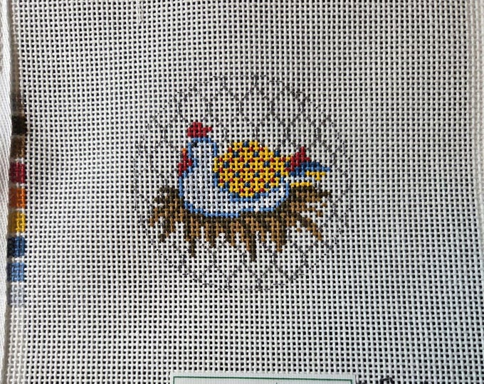 Hen 2.5" 18 Mesh Round Needlepoint Canvas.  Preowned Estate Sale Good Condition. Free Shipping.