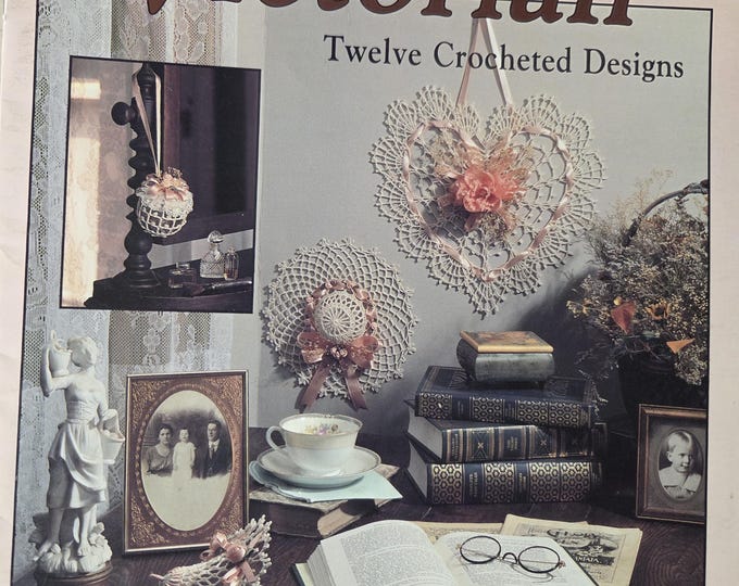 Leisure Arts Decorating Victorian Crochet Pattern. FREE Shipping. Preowned Used Condition.