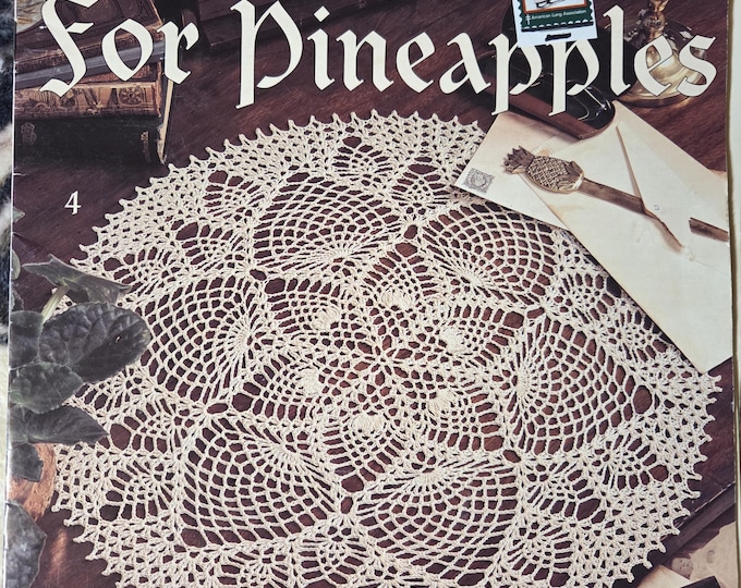 Leisure Arts A Passion for Pineapples Crochet Pattern. FREE Shipping. Preowned Used Condition.