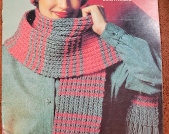 Coats and Clark Weather Beaters No 266 FREE SHIPPING. Old Condition.