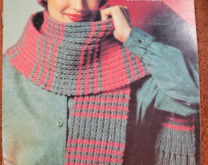 Coats and Clark Weather Beaters No 266 FREE SHIPPING. Old Condition.
