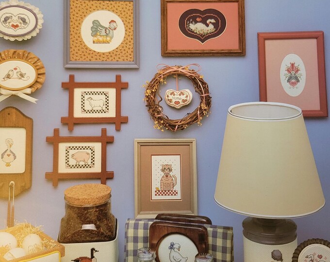 Vintage Leisure Arts Folk Art Minis Cross Stitch Pattern. Free SHIPPING.