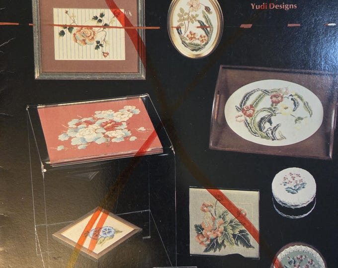 Jeanette Crews Yudis Flowers Cross Stitch Pattern. FREE SHIPPING. Used Condition. Cover has markings but inside is good.