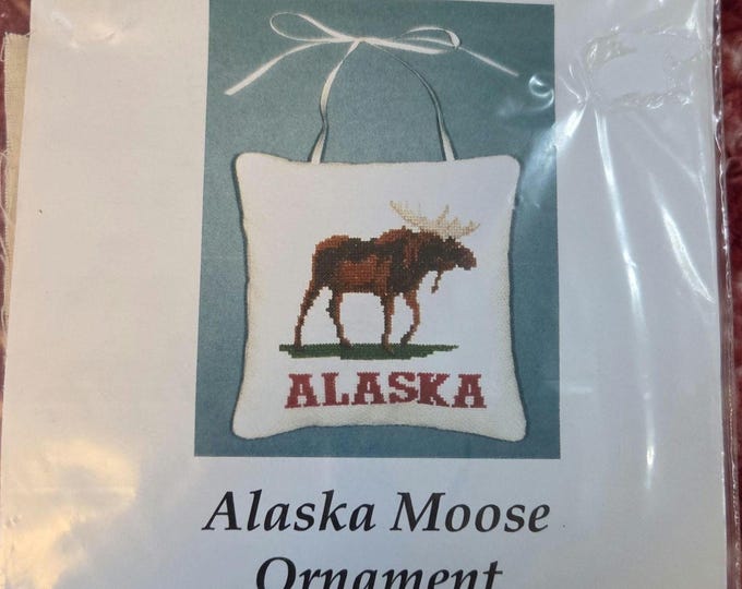 Posy Collection Alaska Moose Ornament Cross Stitch Kit. FREE SHIPPING. Good Condition.