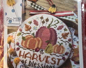 Hands on Designs A Harvest of Blessings Cross Stitch Pattern. With Just Another Button Sunflower Pin FREE SHIPPING. New Condition