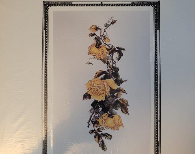The Silver Lining Rambling Rose Cross Stitch Pattern. FREE SHIPPING. Good Condition.
