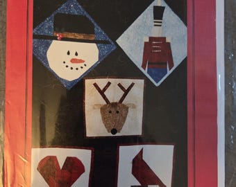 Paper Piecing For Fun Quilt Applique Pattern. Free SHIPPING. Used Condition.