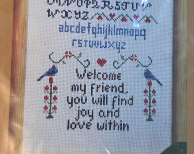 Creative Circle 1605 Welcome Sampler Cross Stitch Kit. FREE SHIPPING. Older Condition.