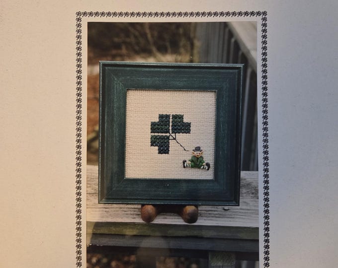 Sekas Shamrock Block Cross Stitch Pattern. FREE SHIPPING. Used Condition.