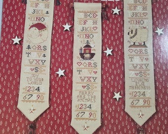 Homespun Elegance Star Bright Bellpulls Cross Stitch Pattern. Free Shipping. Used Condition.