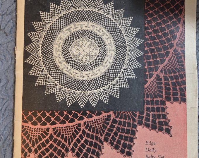 The Workbasket Number 4 Volume 26 Jan 1961. FREE SHIPPING. Older Used Condition.