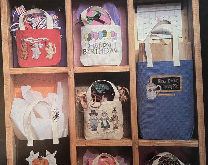 Jean Farish Celebration Calendar Totes Cross Stitch Pattern. FREE SHIPPING. Preowned Used Older Condition.