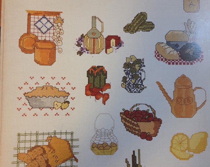 Graphworks Ltd Mini Motif Designs for the Kitchen Cross Stitch Pattern. FREE SHIPPING. Used Condition.