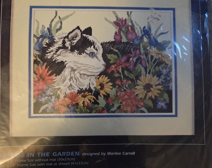 Dimensions Hiding in the Garden No Count Cross Stitch Kit. FREE SHIPPING. Good Condition.