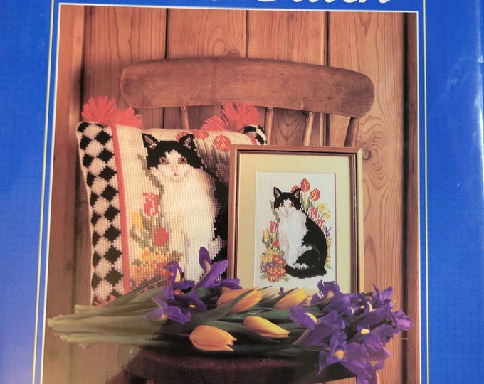 Vintage Cats in Cross Stitch Pattern Book. FREE SHIPPING
