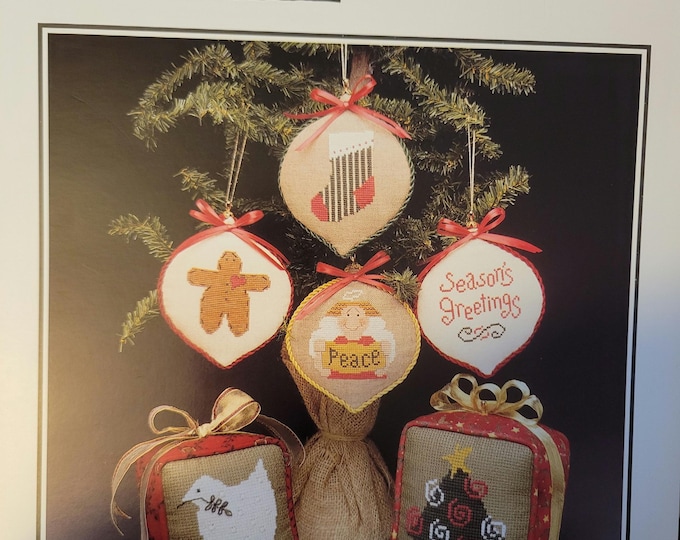 Vintage Heart In Hand Holiday Trimmings II. Cross Stitch Pattern. FREE SHIPPING.