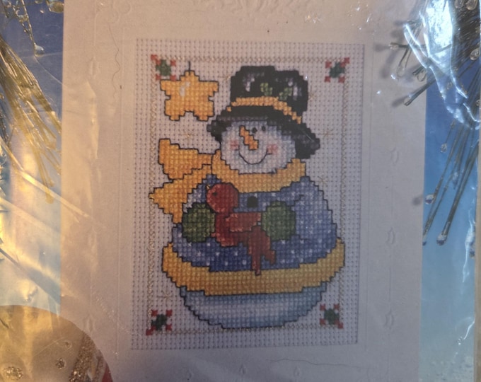 Design Works Snowman Christmas Greetings Card Cross Stitch Kit. FREE SHIPPING. Preowned Condition.