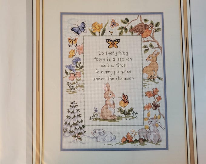 Simplicity To Everything a Season Counted Cross Stitch Kit. FREE SHIPPING. Good Condition.