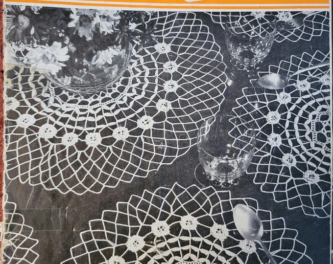 Vintage c 1944 Crochet Doilies Book No 217. Crochet Pattern. FREE SHIPPING.