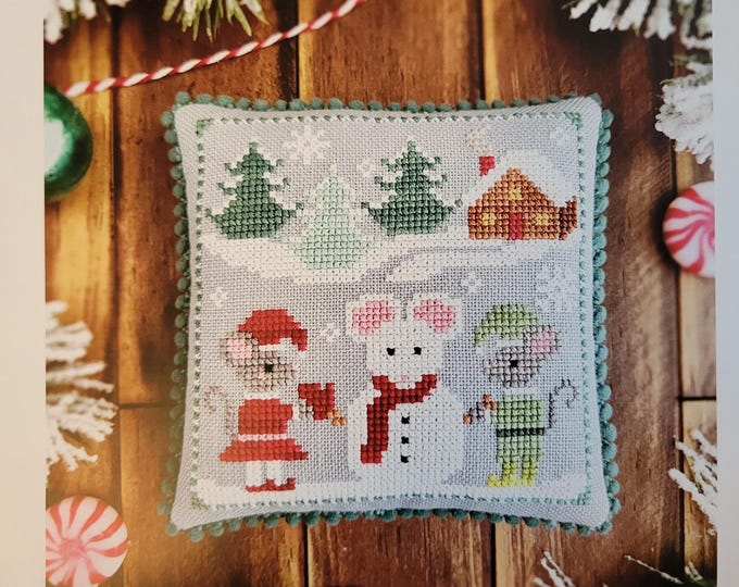 Misty Pursel Mousecapades 3 A Snowmouse Cross Stitch Pattern. Free Shipping. Good Condition.