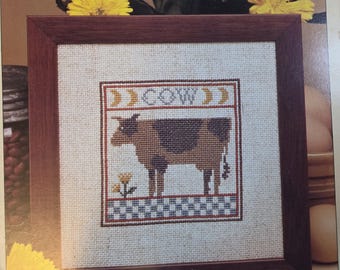 McCalls Creates Prize Country Animals Cross Stitch Pattern. FREE SHIPPING. Used Condition.