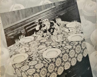 Vintage c1941 Crochet Tips on Tables. Book No 167. FREE SHIPPING.