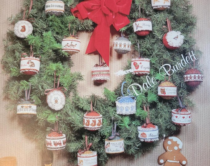 Calico Fancies Christmas Country Miniatures Cross Stitch Pattern. Free Shipping. Used Condition