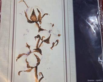 Panna Cotton Flower Russian Counted Cross Stitch Kit. FREE SHIPPING. Good Condition.