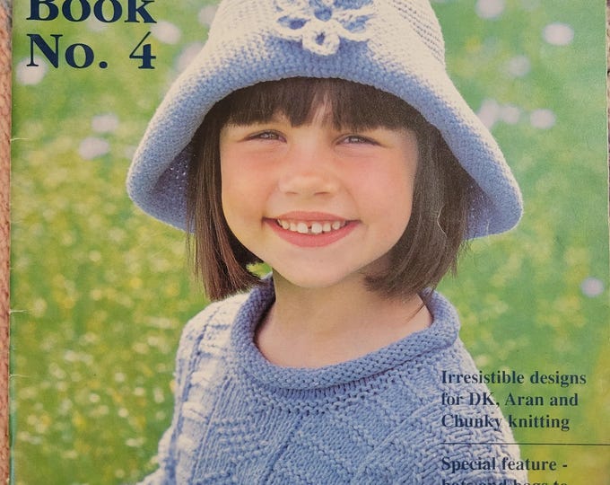 Hayfield Gorgeous Kids Knitting Book 4 FREE SHIPPING. Used Condition.