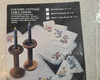 Janlynn Country Cottage Table Runner 30"x13" 19 ct linen. FREE SHIPPING. Older Condition