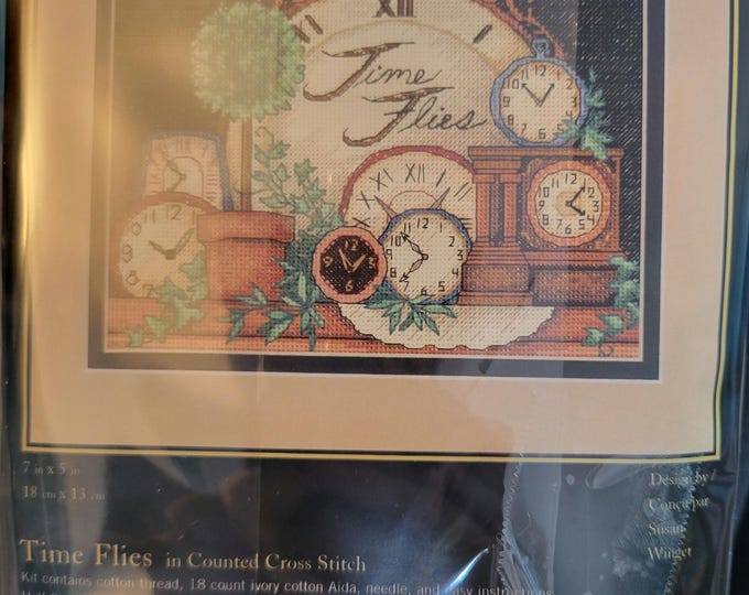 Dimensions Gold Collection Petites Time Flies Cross Stitch Kit. FREE SHIPPING. Good Condition. Repackaged in a polybag.