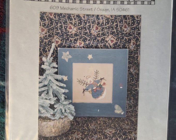 Waxing Moon Designs Lost Mitten Angel Cross Stitch Pattern. Free Shipping. Used Condition. No Buttons Included.
