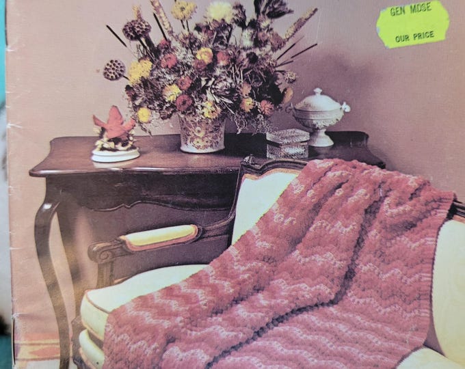 Coats & Clarks Afghans to Knit and Crochet No 203 FREE SHIPPING. Old Condition.