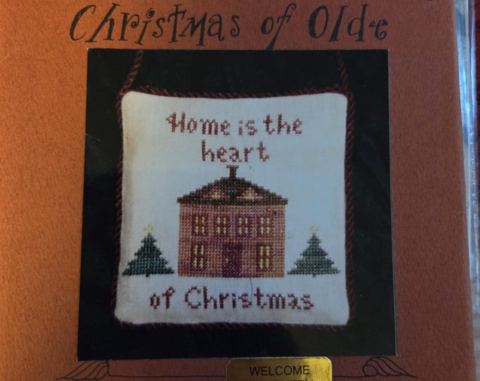 Threads of Gold Christmas of Olde Cross Stitch Pattern. FREE SHIPPING. Used Condition.