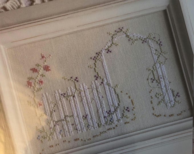 October House Into the Garden Softly  Cross Stitch Pattern. FREE SHIPPING. Good Condition