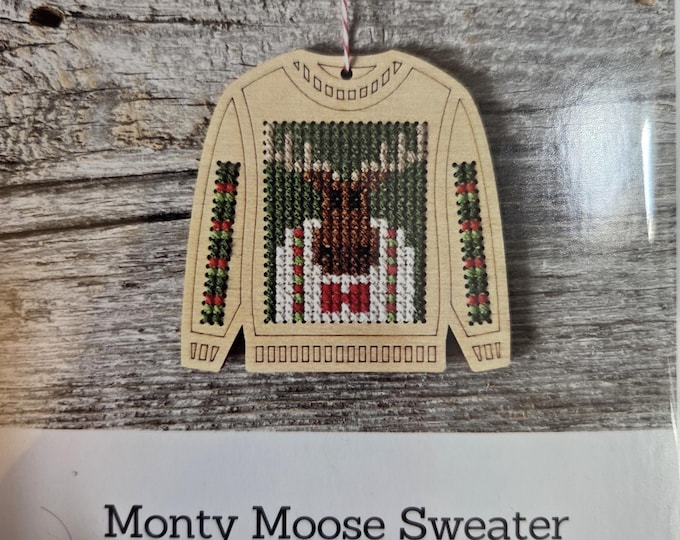 Canadian Stitchery Monty Moose Cross Stitch Kit. FREE SHIPPING. New Condition.