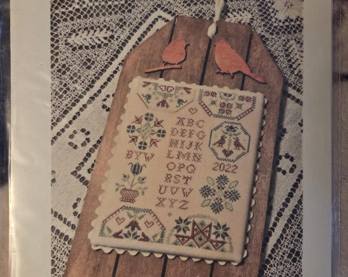 The Nebby Needle Quirky Quaker Sampler Cross Stitch Pattern. FREE SHIPPING. Preowned Good Condition.