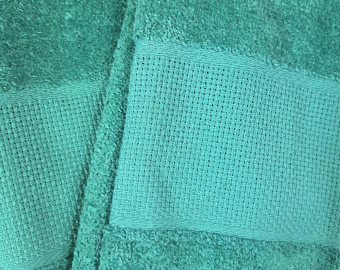 Pair Cross Stitch Fingertip Towel Dark Green. FREE SHIPPING. Older Condition.