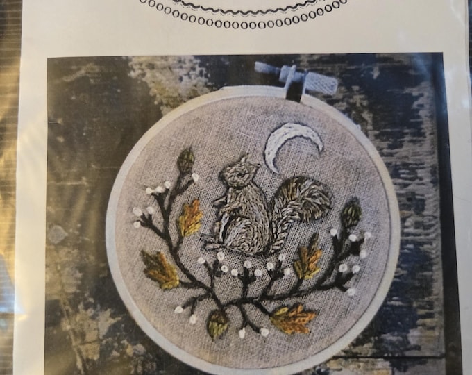 Notforgotten Farm Tiny Moon Squirrel Folk Embroidery Pattern. Estate Sale Preowned Good Condition.