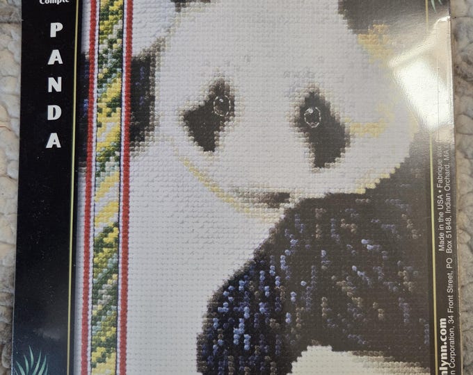 Janlynn Wildlife Series Panda Counted Cross Stitch Kit. FREE SHIPPING. Preowned Retaped Condition.